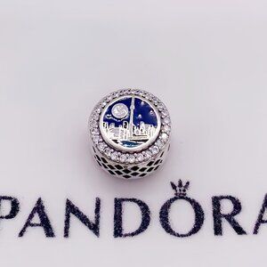 Toronto Night Skyline Charm | Sterling silver | Pandora US